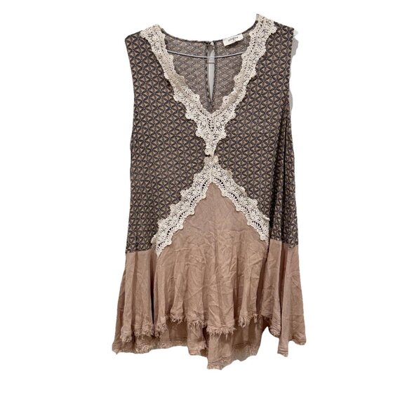 UMGEE Wome'n‎ Top M With Embroidery Lace In Front Printed & Solid Fabric BOHO - Picture 2 of 8